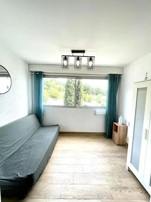 Joli studio cosy de 31 M2 Bord de mer Accès PMR 4Personnes La Ciotat